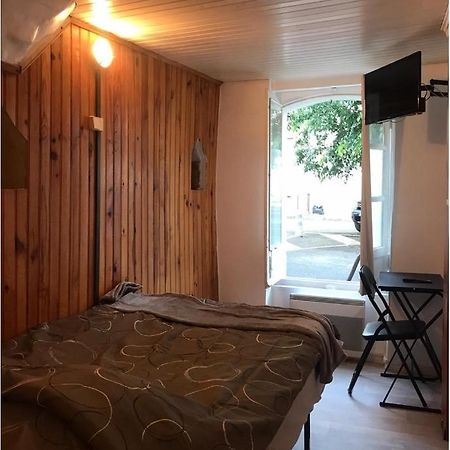 Studio Hypercentre A 2 Pas De La Gare Appt N°1 Agen Ngoại thất bức ảnh